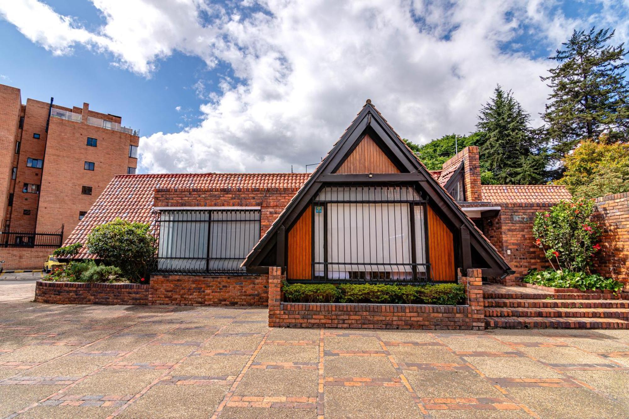 Chalet Suizo, Bbq, Chimney -Luxury Stay - Bogota — Photos 2